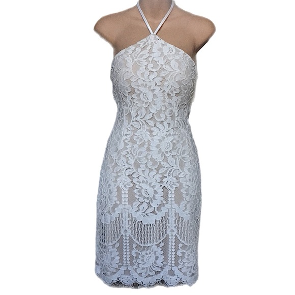 Halter lace cocktail dress - Picture 3 of 8